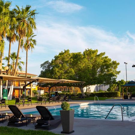 Hotel Colonial Mexicali Bagian luar foto