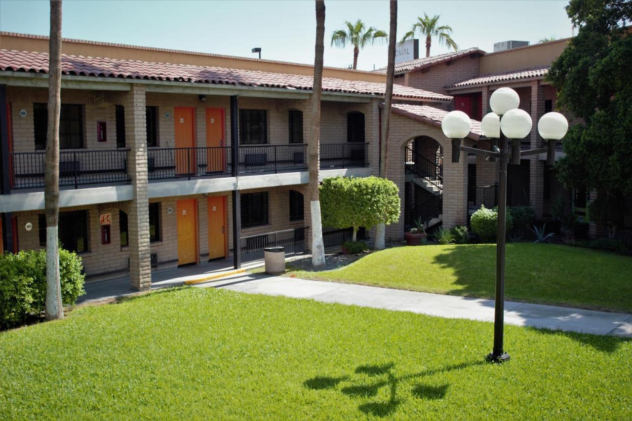 Hotel Colonial Mexicali Bagian luar foto