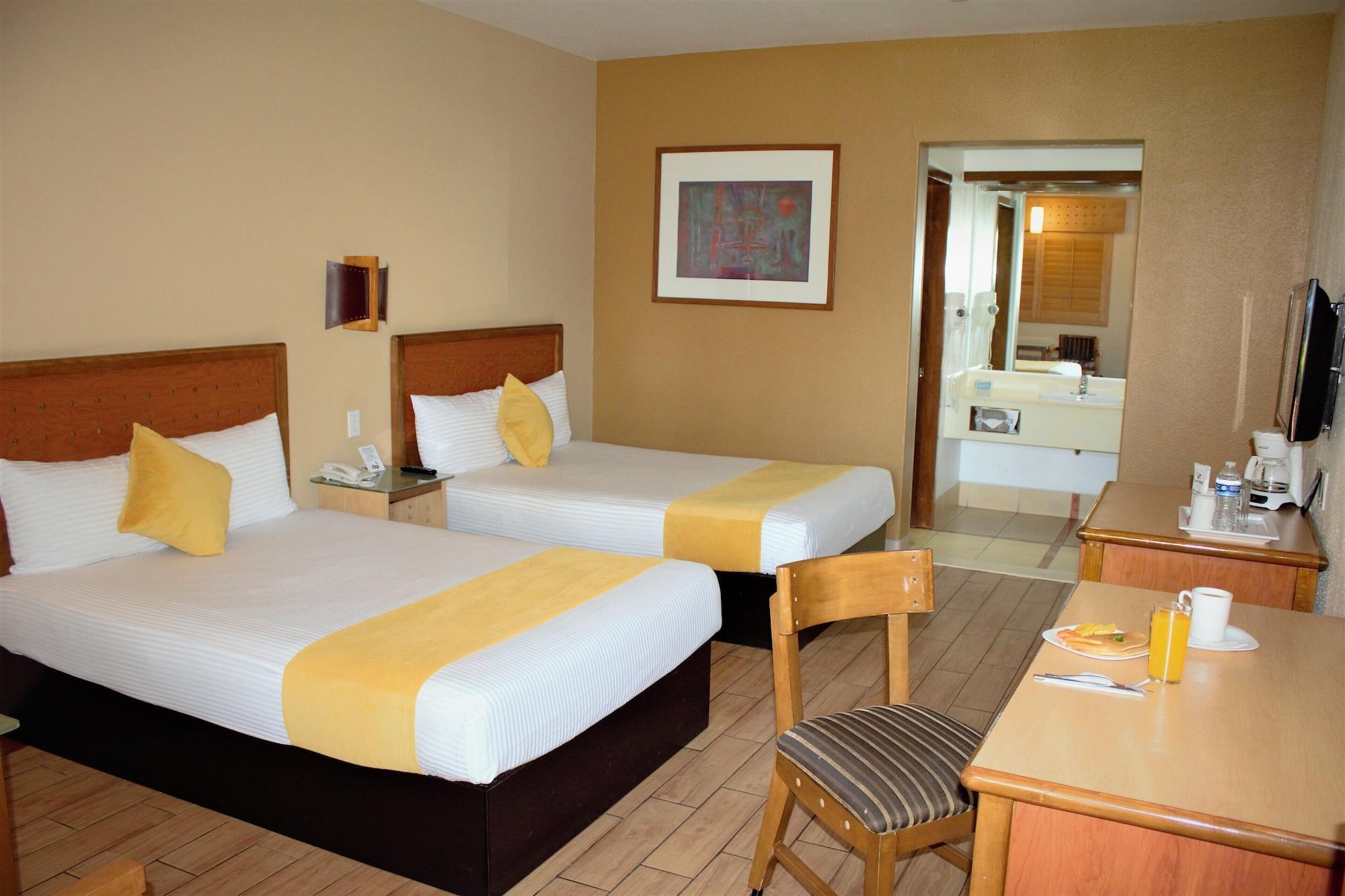 Hotel Colonial Mexicali Bagian luar foto