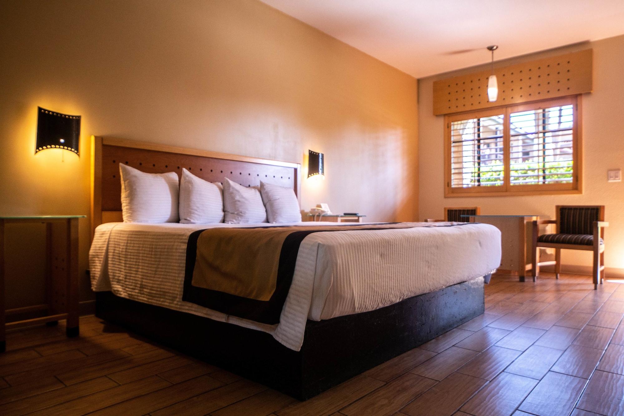 Hotel Colonial Mexicali Bagian luar foto