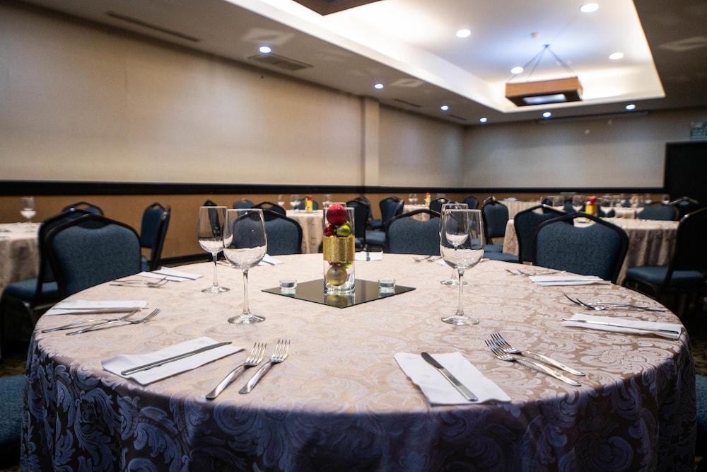 Hotel Colonial Mexicali Bagian luar foto