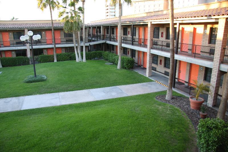Hotel Colonial Mexicali Bagian luar foto