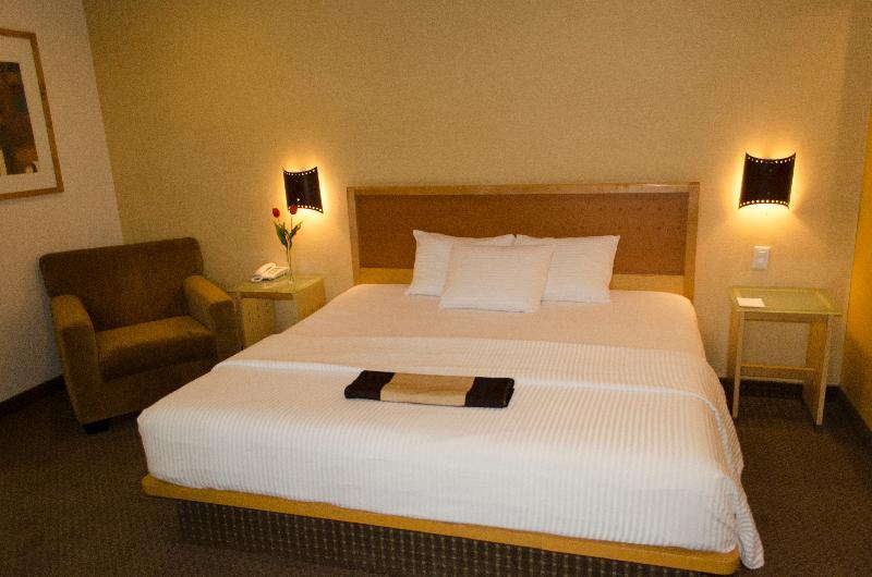 Hotel Colonial Mexicali Bagian luar foto
